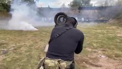 Даніель Салем показав, як проходять його тренування зі стрільби