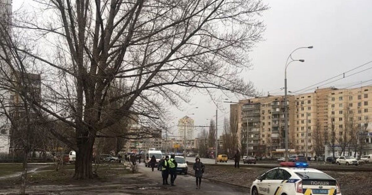 Мінування банку Оболонь_2 / © Поліція Києва / Facebook