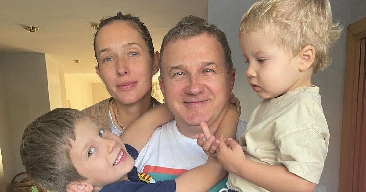 Юрий Горбунов и Екатерина Осадчая с сыновьями