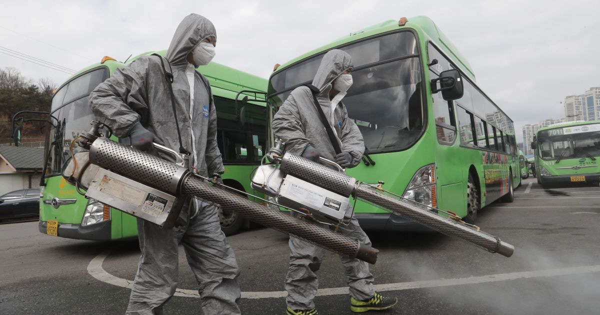 В Южной Корее за день коронавирус подхватили более 280 человек, жертв уже 12