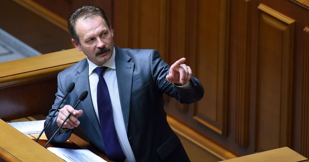 Нардеп Барна залишається у лікарні після нічної ДТП