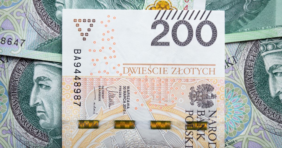 Украинским беженцам в Польше раздают подарочные талоны