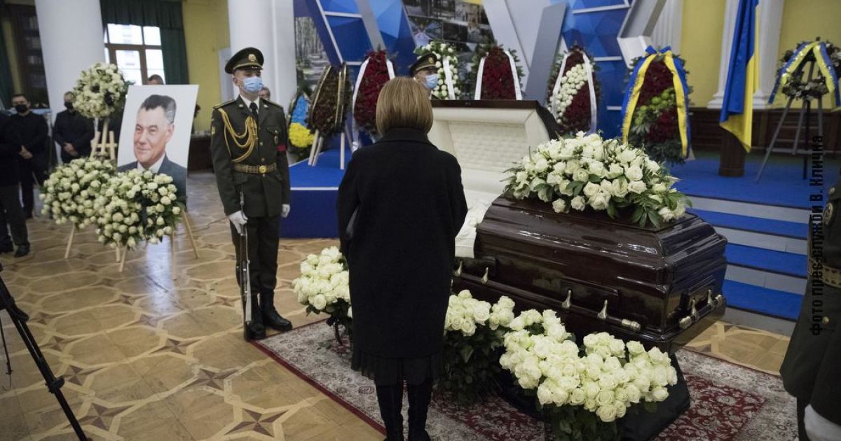 Київ прощається з колишнім мером Олександром Омельченком