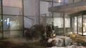 В офис крупнейшей нидерландской газеты въехал фургон, полиция считает наезд умышленным
