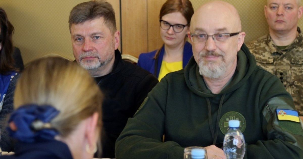 Резніков розповів послам ЄС, що потрібно Україні для ефективного контрнаступу