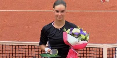 Українська тенісистка Калініна знищила росіянку та виграла другий турнір поспіль