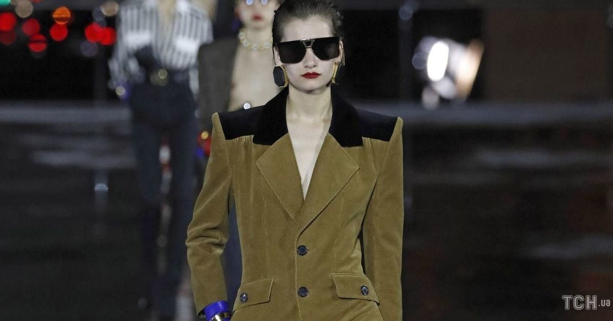 Колекція Saint Laurent прет-а-порте сезону весна-літо 2022