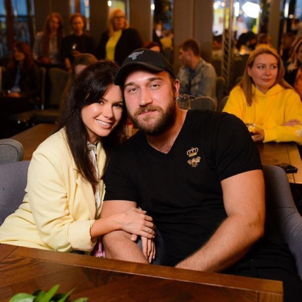 Руслан Ханумак та Аліна Шаманська / © instagram.com/hanumak