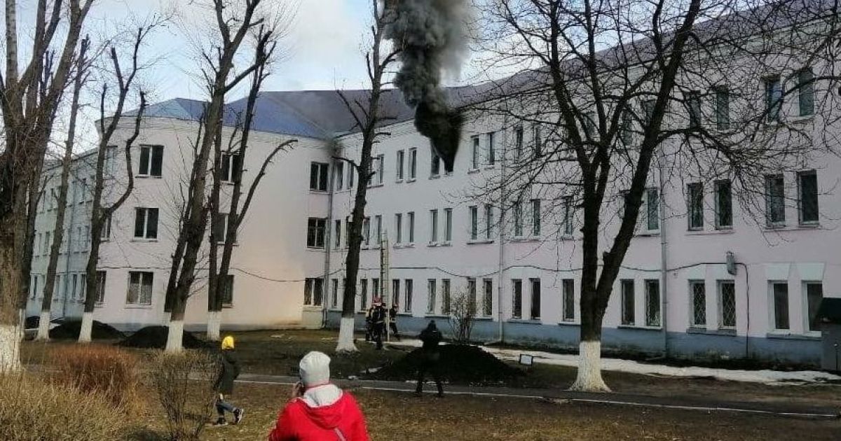 У Києві горів студентський гуртожиток / © Управління ДСНС Києва