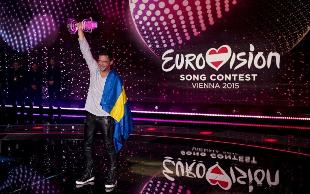 "Мы все герои" - заявил после победи на "Евровидении 2015" Монс Зелмерлев / © фото: SERGE ILLIN