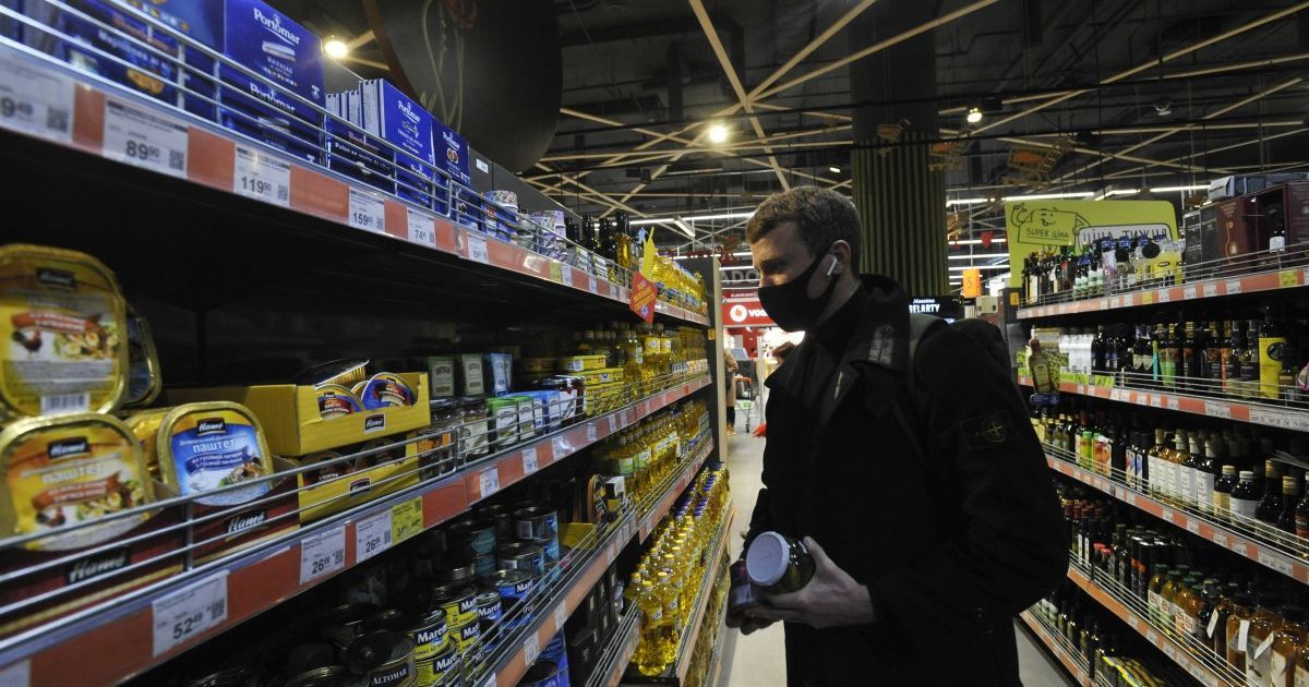 Комаровський порадив, як не підчепити коронавірус у магазині