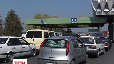 МЗС обіцяє провести службове розслідування дипломатично-тютюнового скандалу