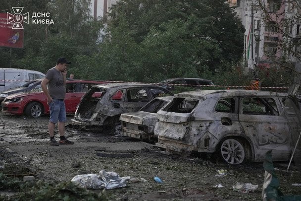 Масований удар по Києву. / © ДСНС