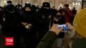 Сразу после суда над Навальным десятки его соратников вышли на протесты