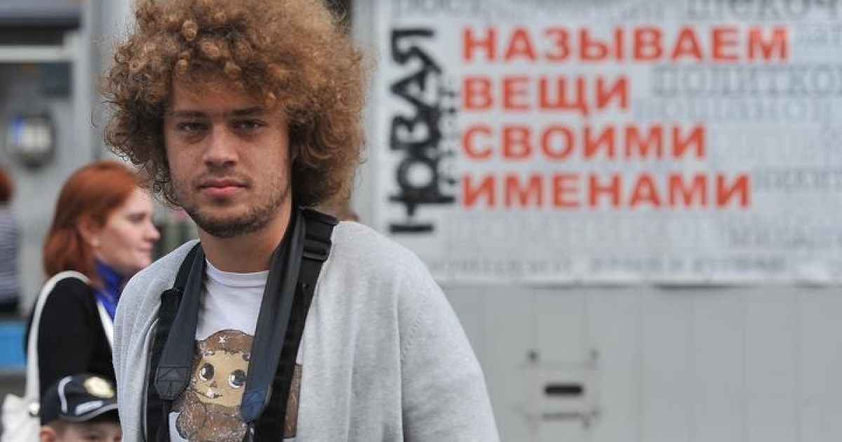 Известному российскому блогеру отказали во въезде на подконтрольную США территорию из-за паспорта РФ