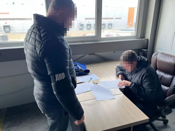 Несколько киевских таможенников предстанут перед судом