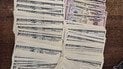 Митниця зупинила контрабанду валюти до Канади, захованої у шоколадних пакунках