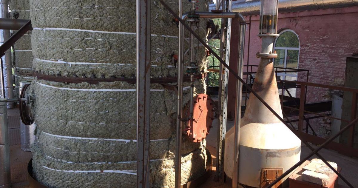 Фото обшуків на спиртзаводах / © Facebook/Сергій Білан