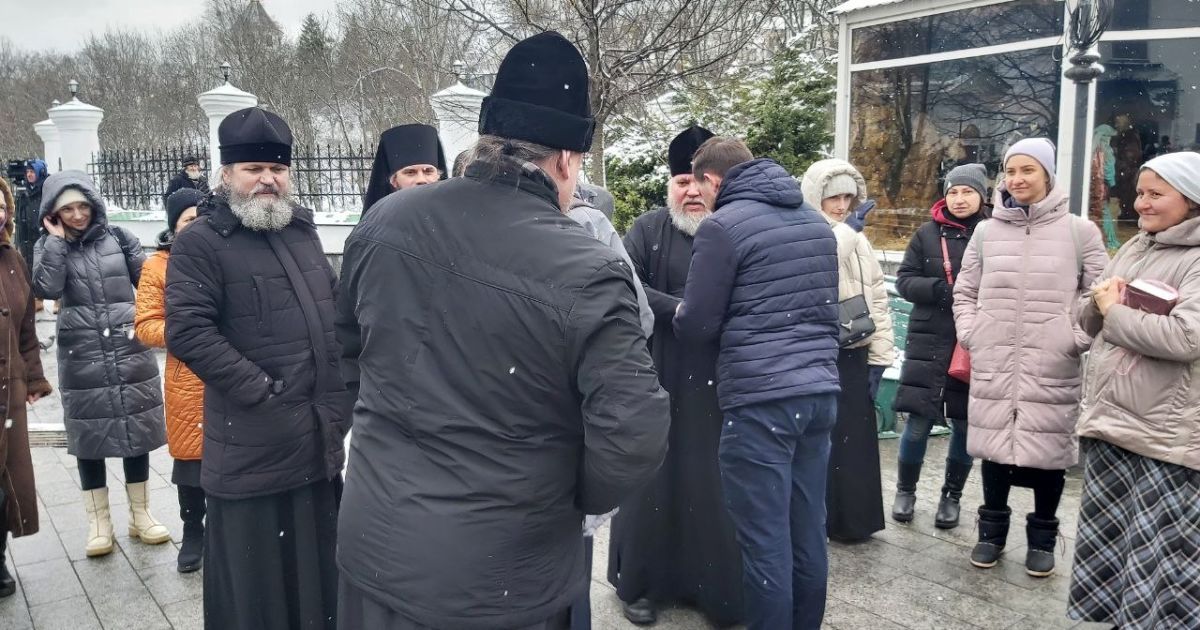 УПЦ МП виселяють з Києво-Печерської Лаври: всі подробиці