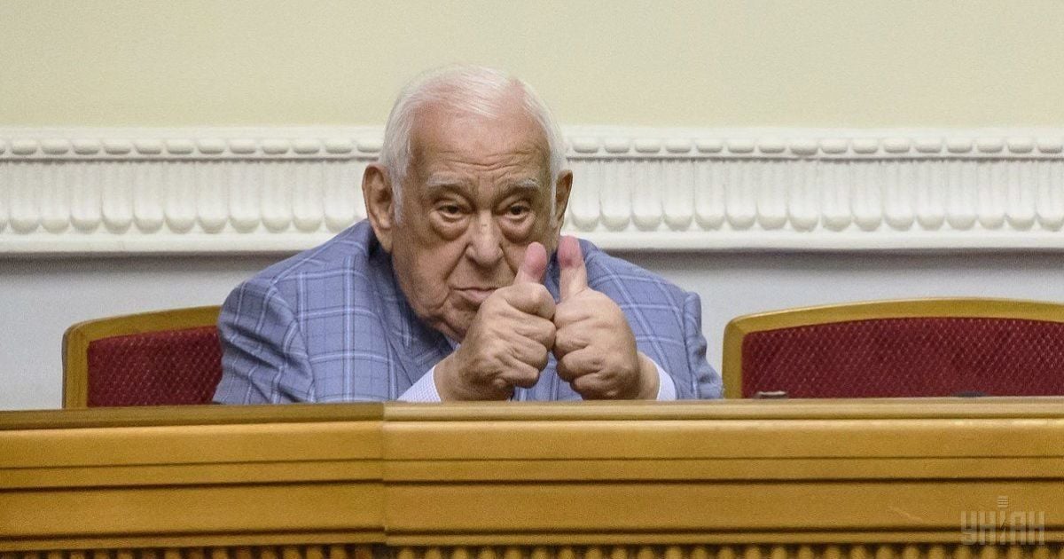 Конец эпохи: в парламент не будет баллотироваться депутат всех предыдущих созывов Звягильский