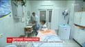 Переломи, польоти з вікон та електричний струм. Як мінімізувати дитячий травматизм
