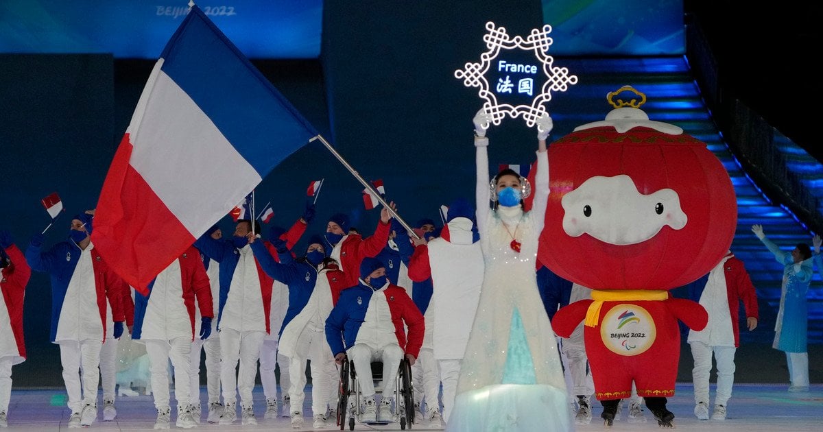 Сборная Франции на церемонии открытия Паралимпиады-2022