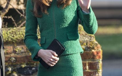 Герцогиня Кембриджская вышла в свет в новом элегантном наряде
