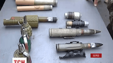 Поводитися зі зброєю вчили харків’ян на традиційному недільному віче