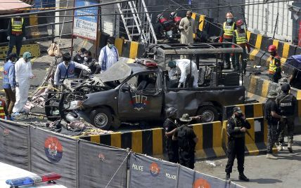В Пакистане у мечети произошел взрыв: восемь погибших, 25 раненых