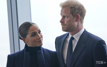 Принц Чарльз більше не фінансує пару: як заробляють свої мільйони Меган та Гаррі