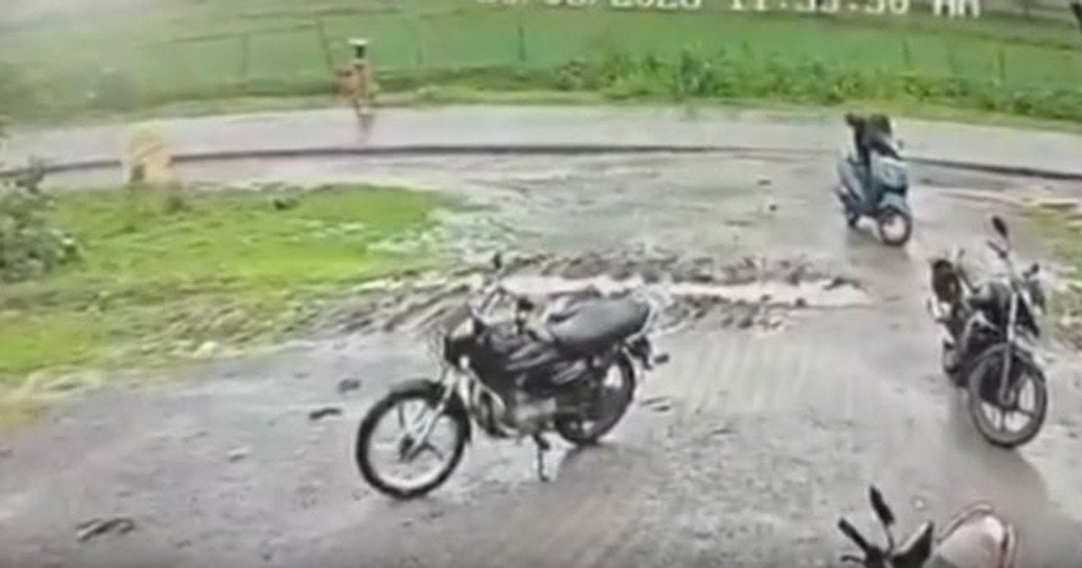 Блискавка вбила жінку