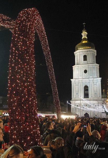 Ялинка на Софійській площі в Києві / © Getty Images