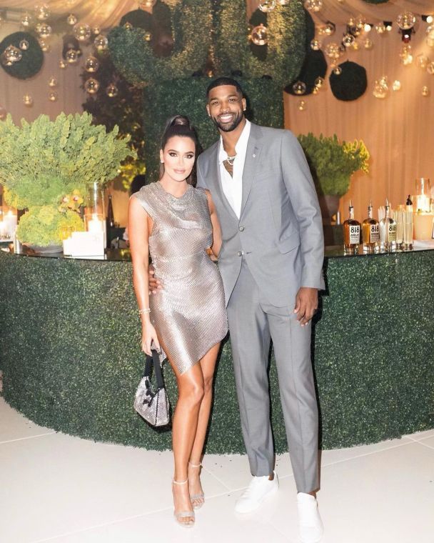  / © instagram.com/khloekardashian