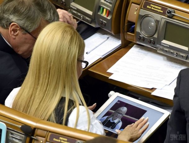 Тимошенко появилась в новом имидже. / © УНИАН