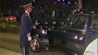 Були щасливі: як принц Чарльз кружляв принцесу Діану у танці на публіці