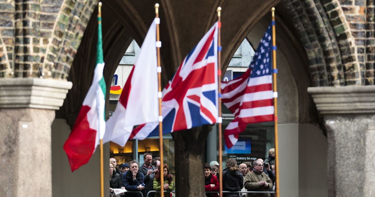 Важность "Крымской платформы" и старт очной встречи глав МИД G7. Пять новостей, которые вы могли проспать