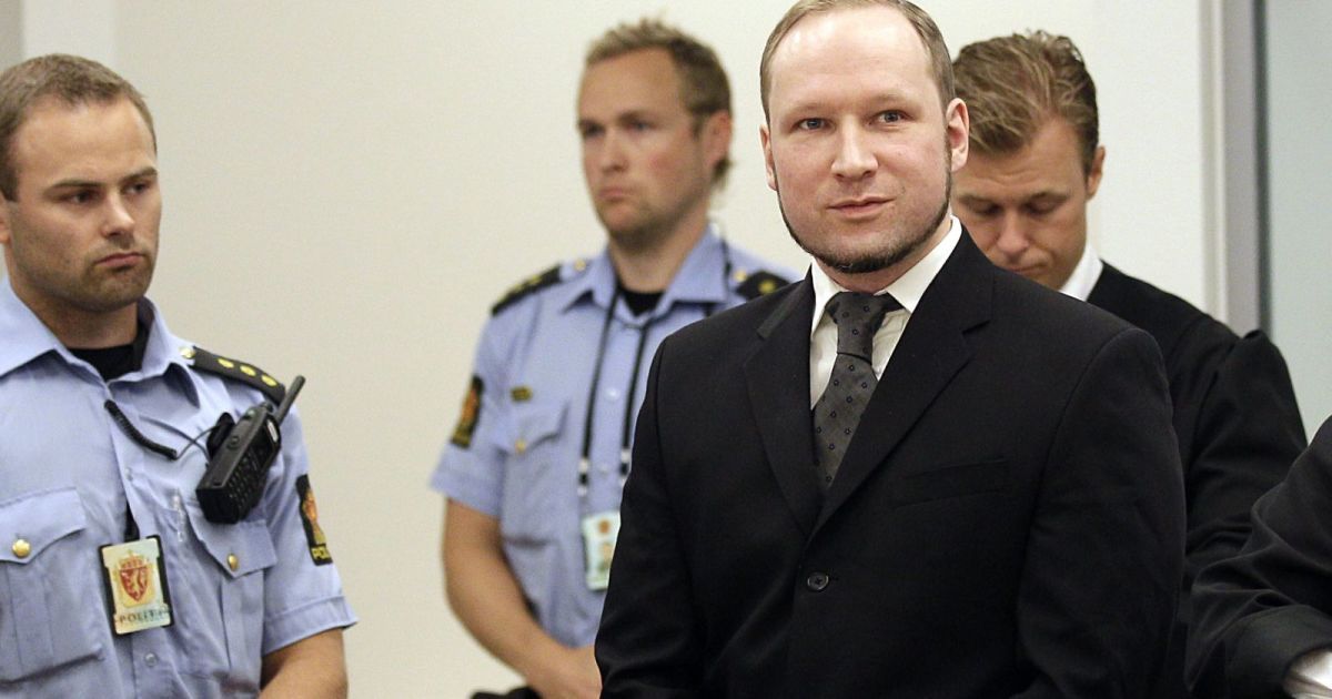 Массовый убийца Брейвик просит о досрочном освобождении
