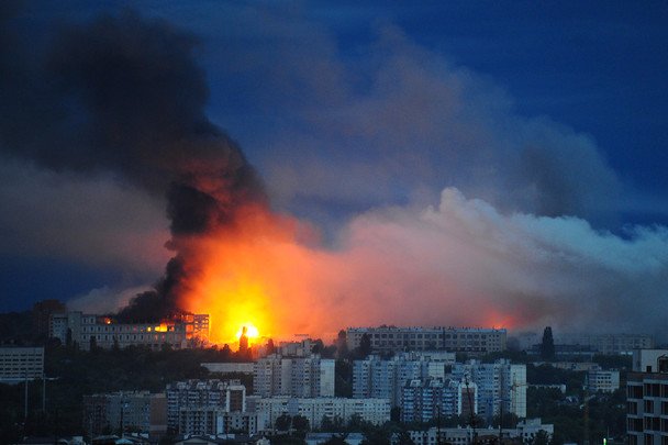 Росіяни вдарили по одному з обласних центрів: дрон РФ влетів у багатоповерхівку - перші деталі