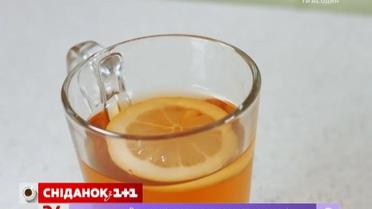 Поради супергосподарки: секрет насиченого холодного чаю із лимоном