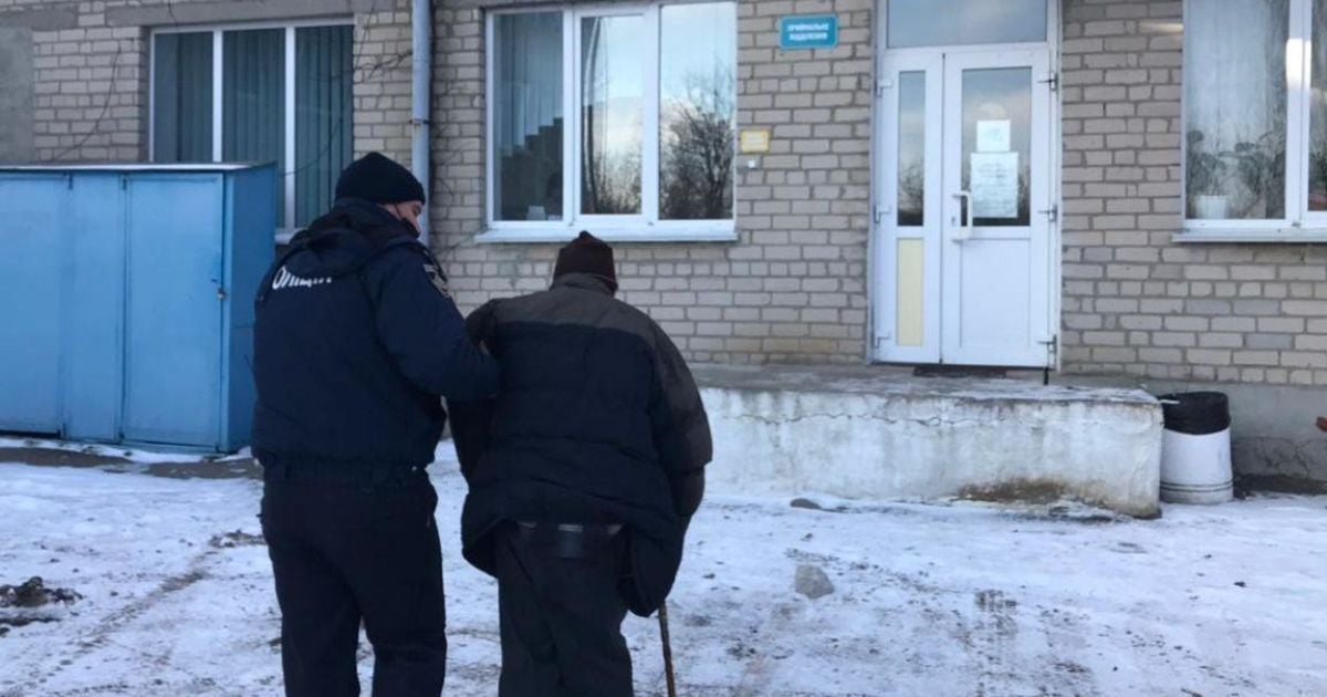В Херсонській області врятували літнього чоловіка, який ледь не замерз в покинутій будівлі
