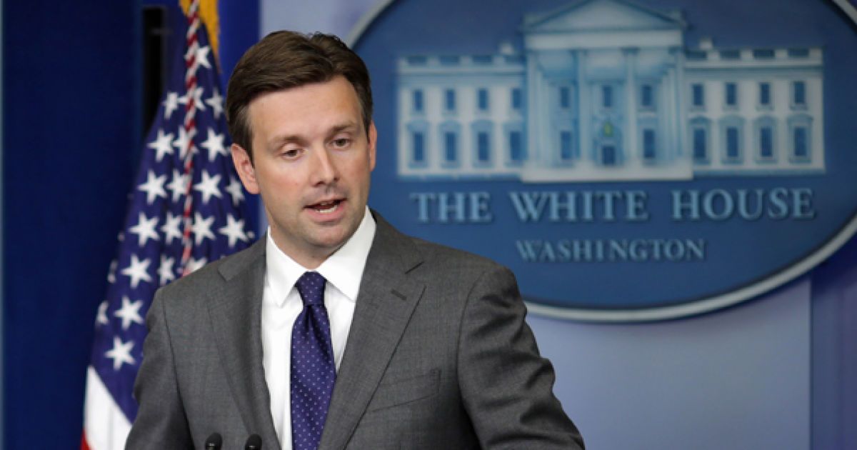Джош Ернест пояснив, чому США відмовилися вести переговори з Росією.
