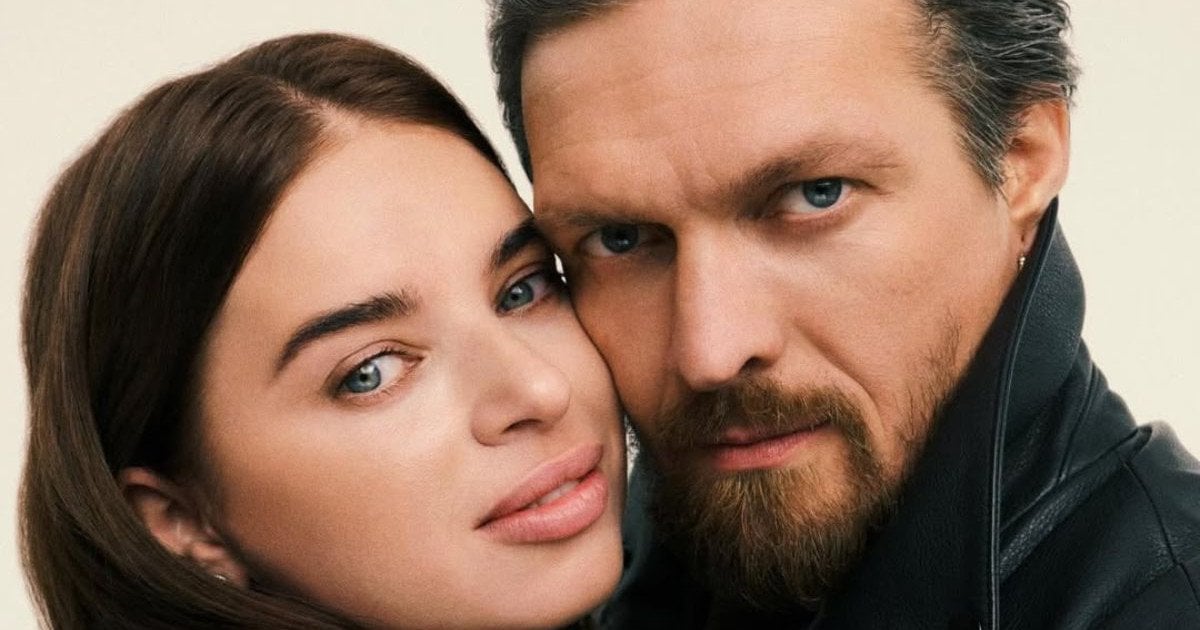Олександр Усик із дружиною
