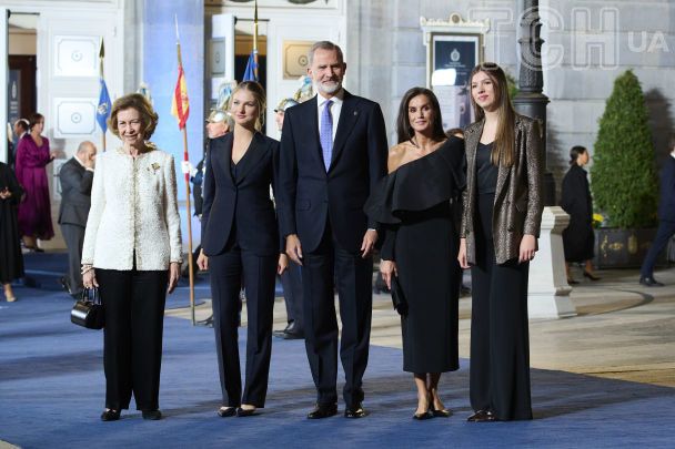 Испанская королевская семья на церемонии принцессы Астурийской / © Getty Images