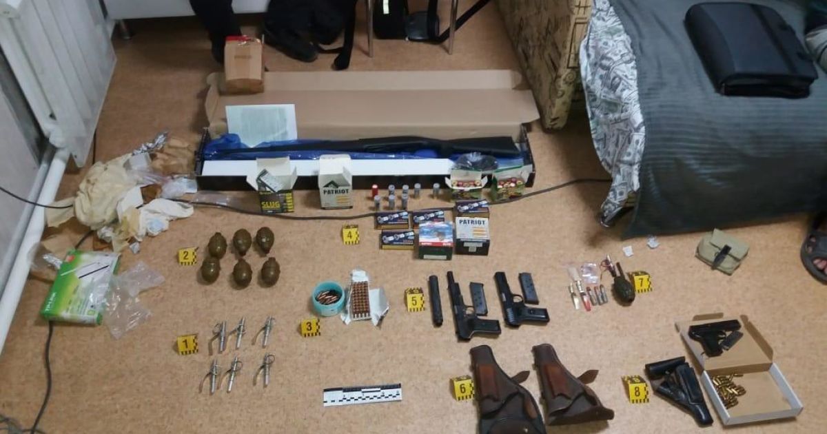 У сообщника луцкого террориста нашли арсенал оружия: появились фото