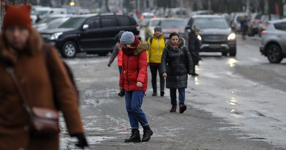 В Киеве из-за гололеда пострадали более 160 человек