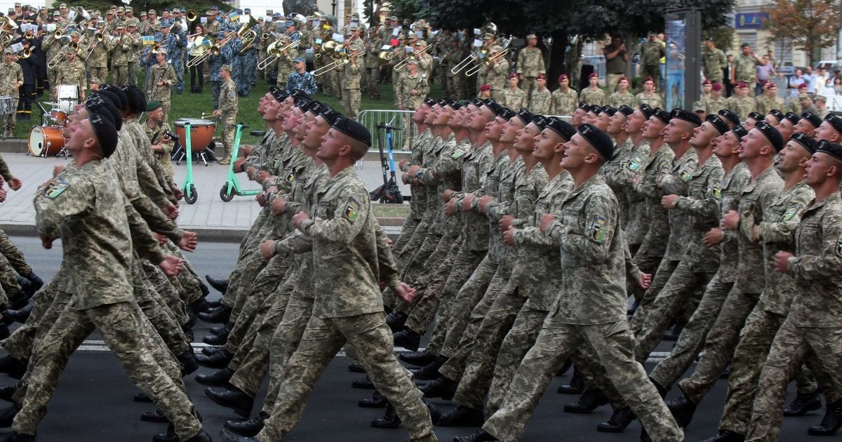 Парад у Києві до Дня Незалежності України: онлайн-трансляція