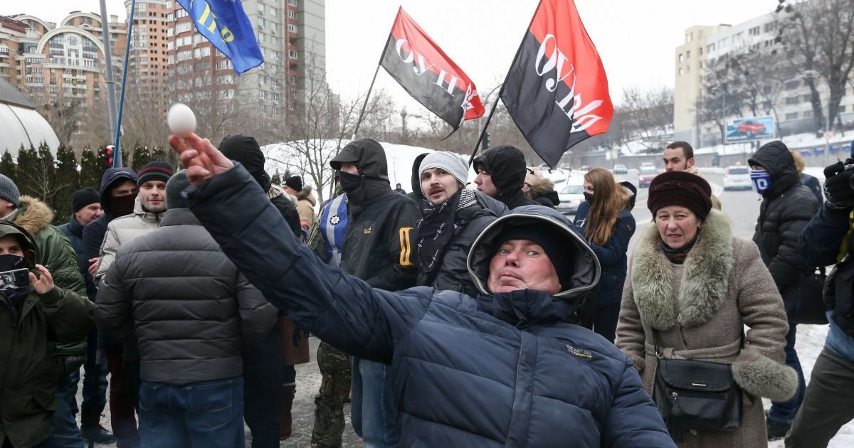 Мітинг проти виборів біля посольства РФ у Києві_5 / © УНІАН