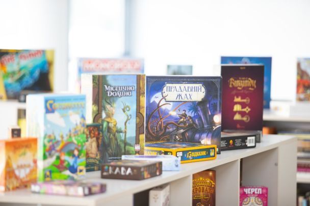 Настольные игры в библиотеке Киева