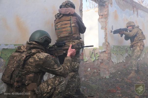 Базовая военная подготовка студентов: депутат объяснил, как все будет работать