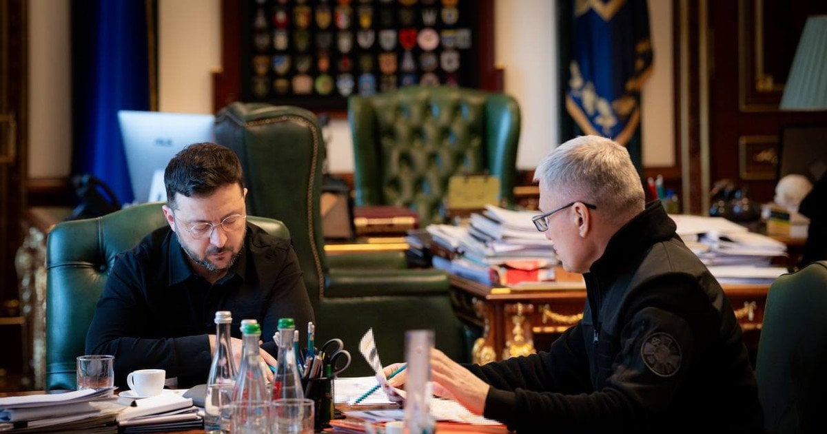 Володимир Зеленський з керівником Служби зовнішньої розвідки України Олегом Іващенком